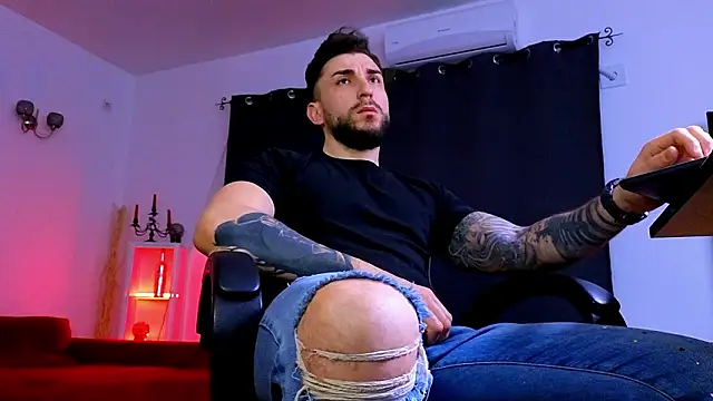 MightyAaron66 online show from February 26, 2026, 3:39 am