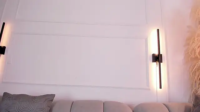 Alyssa Houston online show from March 19, 2026, 11:43 am