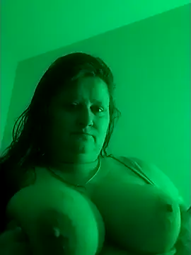 Snapshot of staceysmomfow chatting on February 5, 2025, 1:26 am staceysmomfow online show from February 5, 2025, 1:26 am