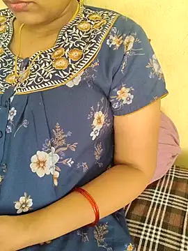 Snapshot of samitasharma chatting on November 18, 2025, 4:49 am samitasharma online show from November 18, 2025, 4:49 am