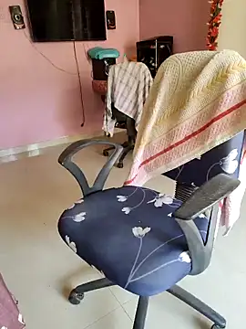 Snapshot of samitasharma chatting on December 15, 2025, 4:51 am samitasharma online show from December 15, 2025, 4:51 am