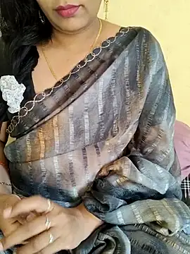 Snapshot of samitasharma chatting on November 17, 2025, 5:00 am samitasharma online show from November 17, 2025, 5:00 am