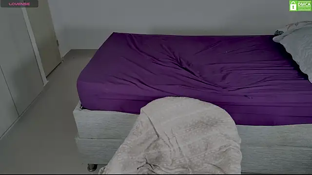 fairybel online show from December 2, 2024, 6:27 pm