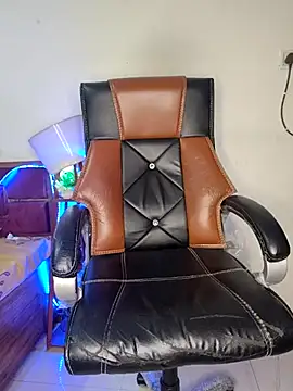 Snapshot of Black-Pearll chatting on March 20, 2025, 2:53 pm Black-Pearll online show from March 20, 2025, 2:53 pm