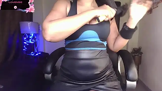 Black-Pearll online show from February 13, 2026, 6:46 am