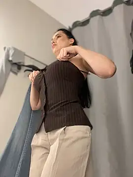 Roxana-Sexy online show from February 25, 2026, 5:40 am