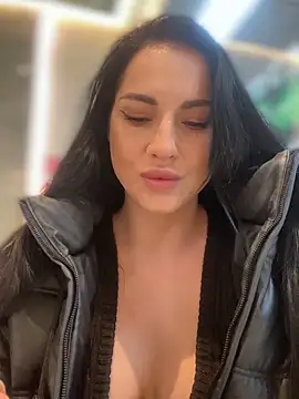 Roxana-Sexy online show from February 28, 2026, 5:18 am