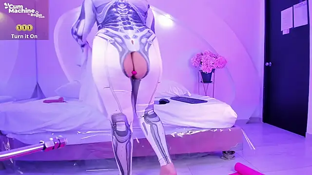 Snapshot of NanaOsaky chatting on December 5, 2025, 2:26 pm NanaOsaky online show from December 5, 2025, 2:26 pm