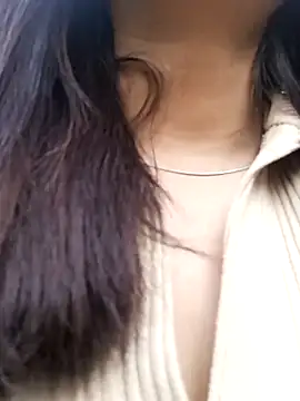 Snapshot of Nicky-7 chatting on February 19, 2025, 8:20 pm Nicky-7 online show from February 19, 2025, 8:20 pm