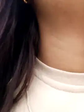 Snapshot of Nicky-7 chatting on February 15, 2025, 6:44 pm Nicky-7 online show from February 15, 2025, 6:44 pm