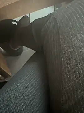 homidor online show from February 3, 2025, 2:34 pm