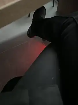 homidor online show from January 6, 2025, 2:14 pm