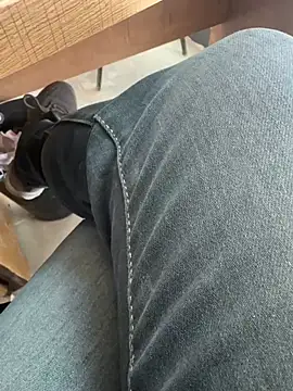 homidor online show from February 21, 2025, 9:45 am