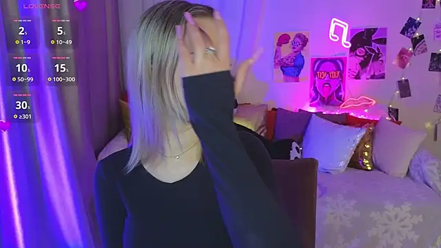 Snapshot of SashaBrooks chatting on March 4, 2026, 4:37 pm SashaBrooks online show from March 4, 2026, 4:37 pm