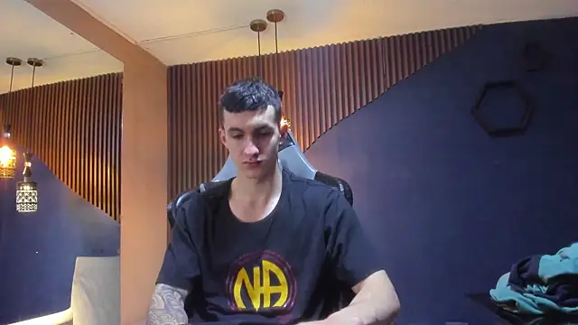 Snapshot of JacksonOlsenn chatting on March 22, 2025, 12:14 pm JacksonOlsenn online show from March 22, 2025, 12:14 pm