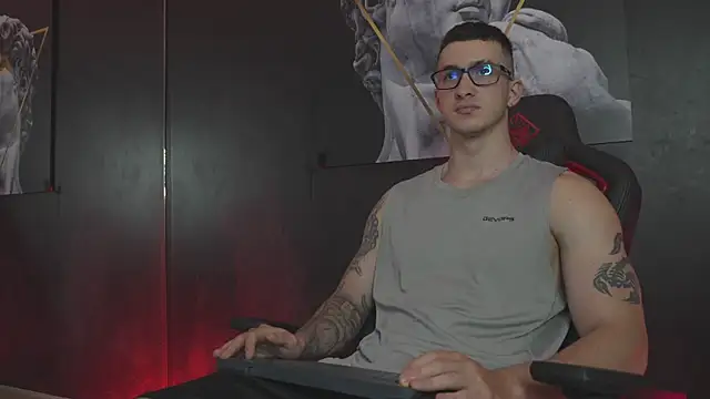 Snapshot of JacksonOlsenn chatting on November 13, 2025, 8:24 pm JacksonOlsenn online show from November 13, 2025, 8:24 pm