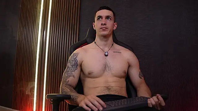 JacksonOlsenn online show from March 13, 2026, 8:58 pm