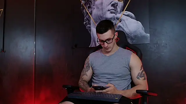 Snapshot of JacksonOlsenn chatting on November 3, 2025, 9:07 pm JacksonOlsenn online show from November 3, 2025, 9:07 pm