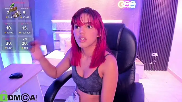 Snapshot of Cristal__adams chatting on October 4, 2025, 12:17 pm Cristal adams online show from October 4, 2025, 12:17 pm