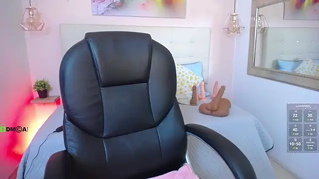 Snapshot of Cristal__adams chatting on March 7, 2025, 1:07 pm Cristal adams online show from March 7, 2025, 1:07 pm