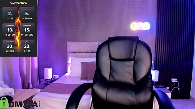 Snapshot of Cristal__adams chatting on October 24, 2025, 12:26 pm Cristal adams online show from October 24, 2025, 12:26 pm