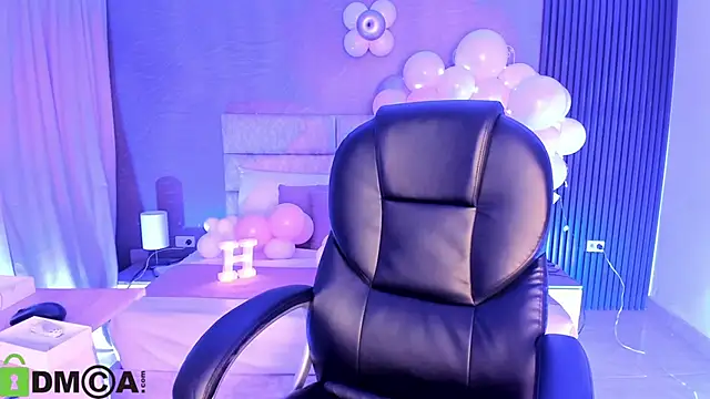 Snapshot of Cristal__adams chatting on October 21, 2025, 12:26 pm Cristal adams online show from October 21, 2025, 12:26 pm