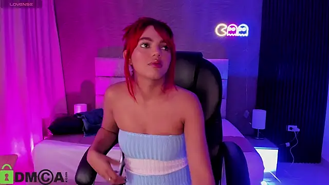 Snapshot of Cristal__adams chatting on September 21, 2025, 12:32 pm Cristal adams online show from September 21, 2025, 12:32 pm