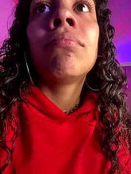 Snapshot of NINA_18_YEARS chatting on November 3, 2025, 9:29 pm NINA 18 YEARS online show from November 3, 2025, 9:29 pm