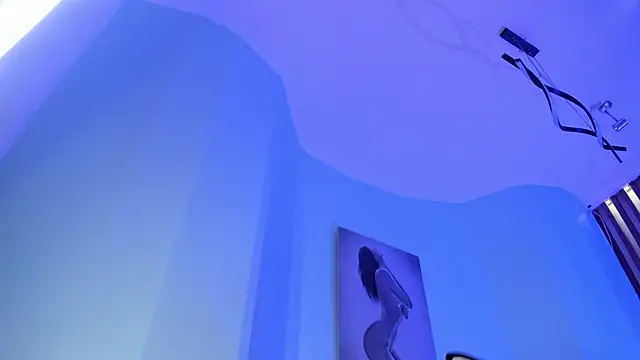 TinaJonnes  online show from November 16, 2025, 5:56 am