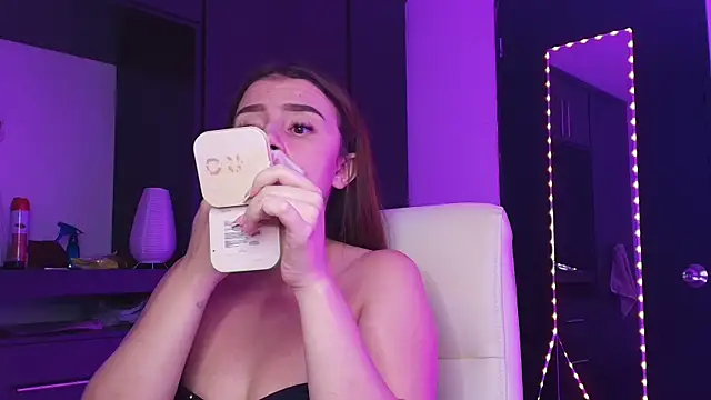 TinaJonnes  online show from April 14, 2026, 6:40 am