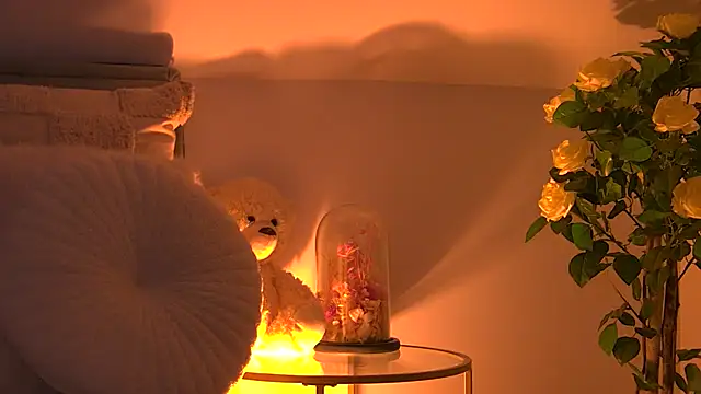 AngeliqueSkye online show from November 11, 2025, 4:07 am