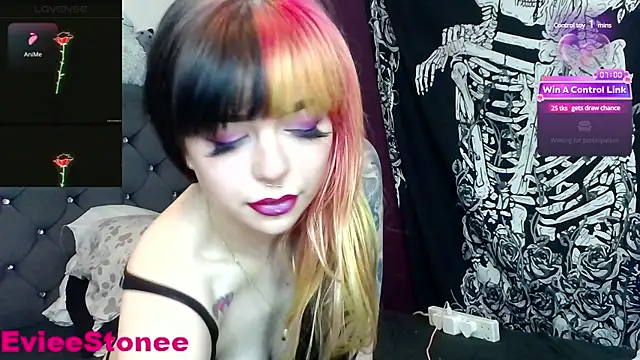 evieestonee4 online show from January 2, 2025, 5:29 pm