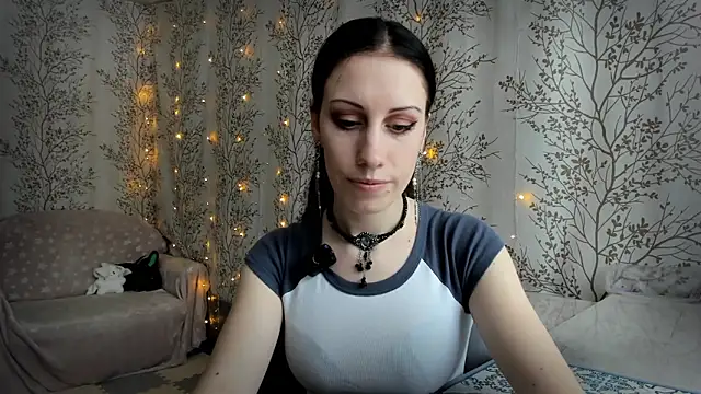 Mary0Lou online show from February 17, 2026, 6:33 am