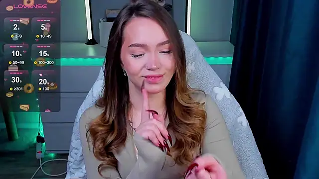 Evia r0se online show from February 25, 2026, 8:03 am