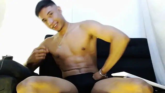 Snapshot of JacksonCooper1 chatting on January 19, 2025, 3:18 am JacksonCooper1 online show from January 19, 2025, 3:18 am