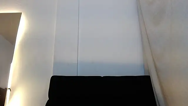 Snapshot of JacksonCooper1 chatting on February 17, 2025, 5:47 am JacksonCooper1 online show from February 17, 2025, 5:47 am