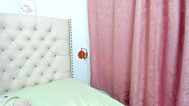 Snapshot of Kim_Eli chatting on January 30, 2025, 2:16 am Kim Eli online show from January 30, 2025, 2:16 am