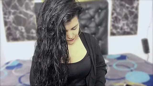 Snapshot of scarlett_w0lf chatting on November 21, 2025, 2:05 pm scarlett w0lf online show from November 21, 2025, 2:05 pm