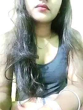 MISSQUEEN48 online show from January 9, 2025, 4:06 pm