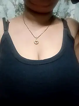 Snapshot of sajida34 chatting on October 13, 2025, 11:27 pm sajida34 online show from October 13, 2025, 11:27 pm