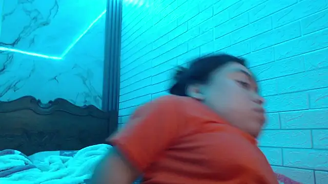 Snapshot of Michelle_Brooks chatting on February 12, 2025, 12:05 am Michelle Brooks online show from February 12, 2025, 12:05 am