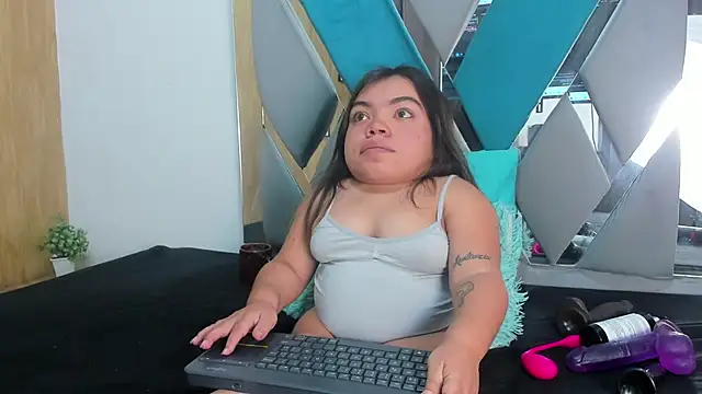 Snapshot of Michelle_Brooks chatting on January 16, 2025, 7:31 pm Michelle Brooks online show from January 16, 2025, 7:31 pm