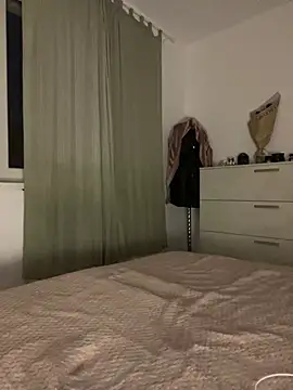 Snapshot of alexaandreea99 chatting on December 15, 2024, 1:02 am alexaandreea99 online show from December 15, 2024, 1:02 am