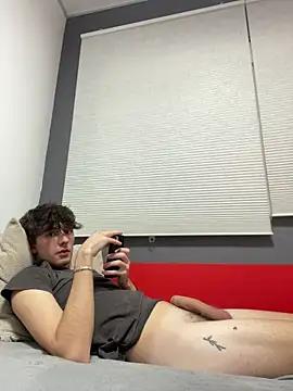 Adriiann  21 online show from December 26, 2024, 11:57 pm