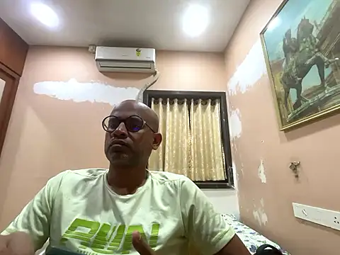 SammyChocolateIndian online show from January 5, 2026, 6:44 pm