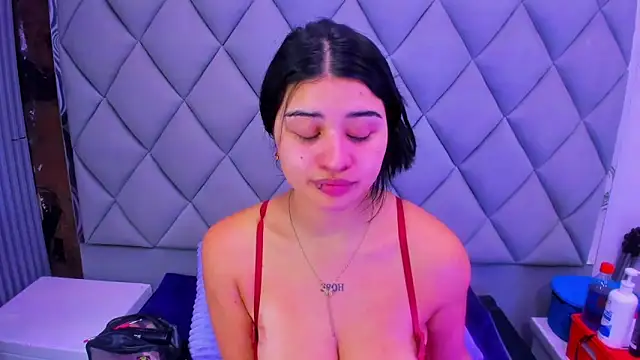 Snapshot of venusowen_ chatting on November 10, 2025, 1:49 pm venusowen online show from November 10, 2025, 1:49 pm