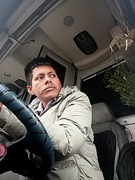 Snapshot of alexchir4 chatting on September 16, 2025, 12:39 pm alexchir4 online show from September 16, 2025, 12:39 pm