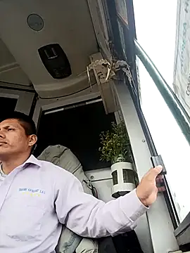 Snapshot of alexchir4 chatting on September 10, 2025, 12:59 pm alexchir4 online show from September 10, 2025, 12:59 pm