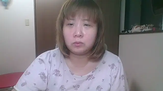 Snapshot of SAKU-RA-chan chatting on September 24, 2025, 10:22 am SAKU-RA-chan online show from September 24, 2025, 10:22 am