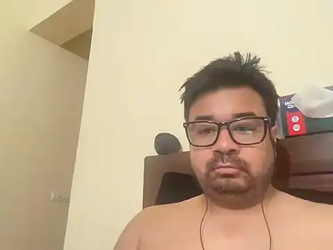 coolboy6566 online show from June 6, 2026, 7:19 pm